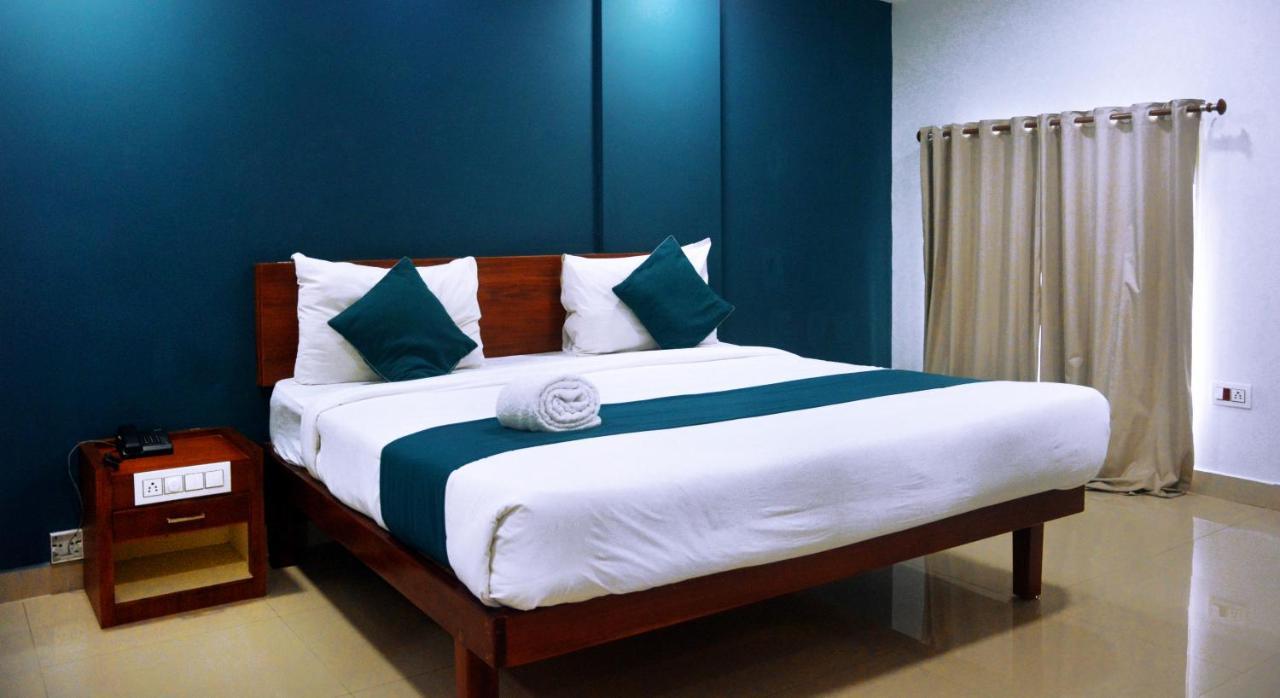 The Reach Hotel Kochi Dış mekan fotoğraf