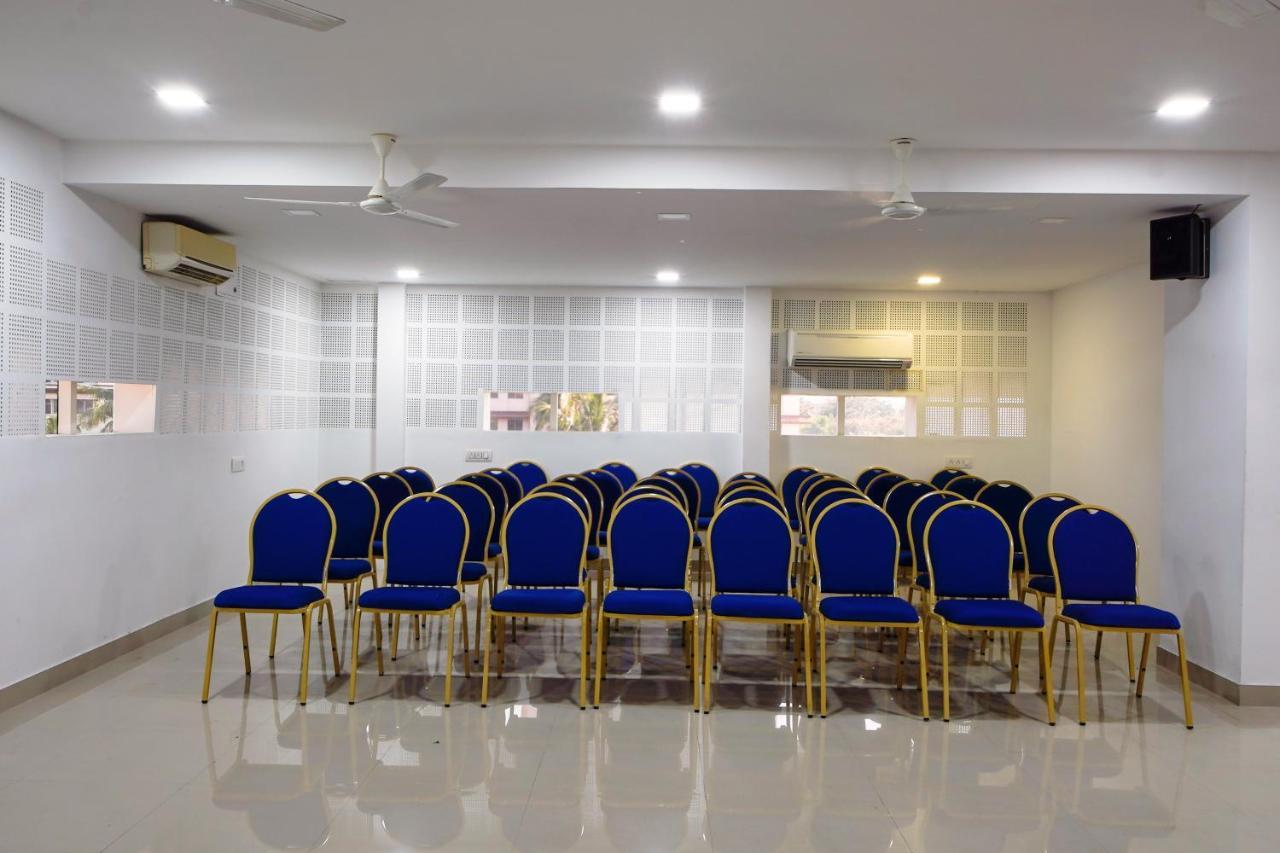 The Reach Hotel Kochi Dış mekan fotoğraf